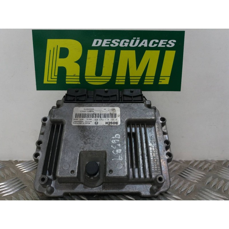 Recambio de centralita motor uce para renault megane ii berlina 5p confort expression referencia OEM IAM 0281011549 8200310863 