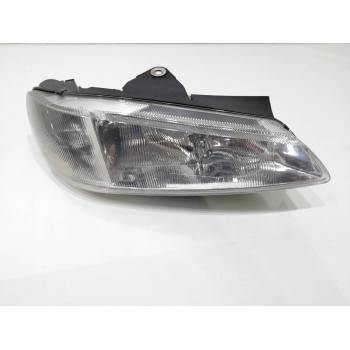 Recambio de faro derecho para peugeot 406 berlina (s1/s2) stdt referencia OEM IAM 0301037022  