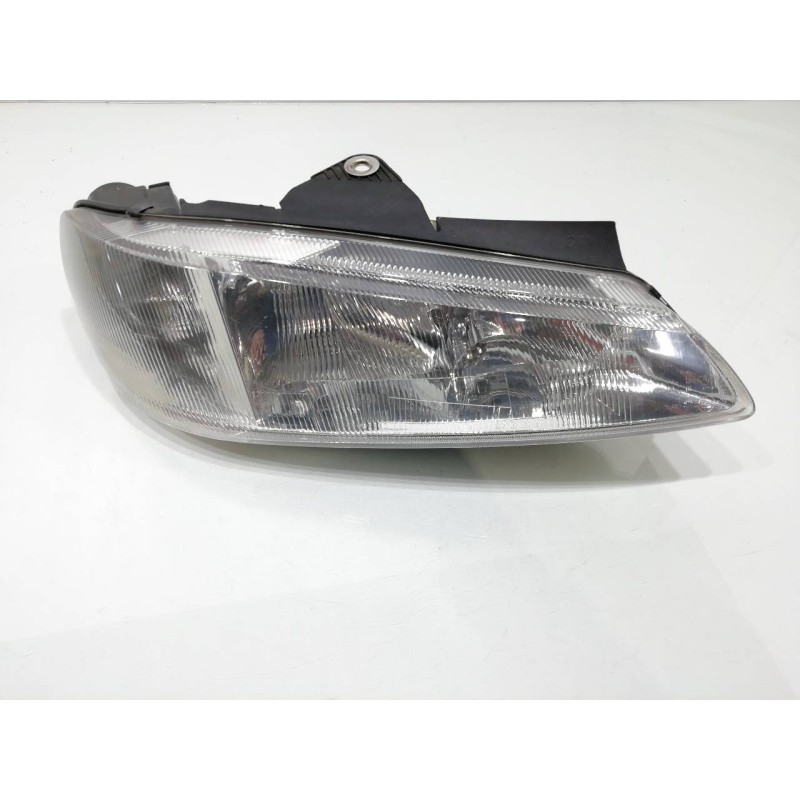 Recambio de faro derecho para peugeot 406 berlina (s1/s2) stdt referencia OEM IAM 0301037022  