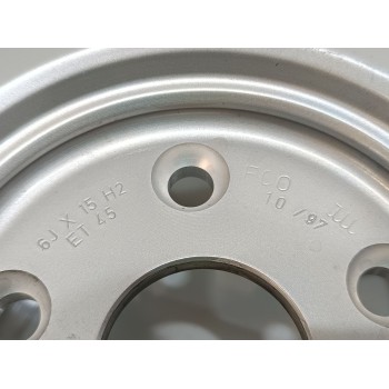 Recambio de llanta para audi a4 berlina (b5) 2.6 referencia OEM IAM 8D0601025D  