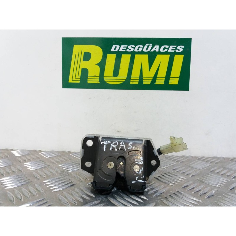 Recambio de cerradura maletero / porton para opel agila básico referencia OEM IAM   