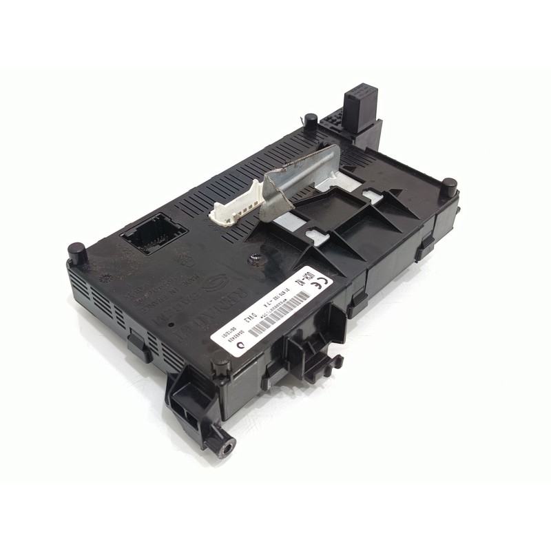 Recambio de modulo electronico para renault clio ii fase ii (b/cb0) base authentique referencia OEM IAM P8200207135  