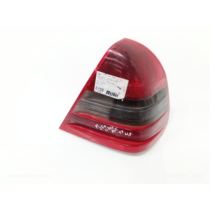 Recambio de piloto trasero derecho para mercedes-benz clase c (w202) berlina 250 diesel (202.125) referencia OEM IAM 2028201064R