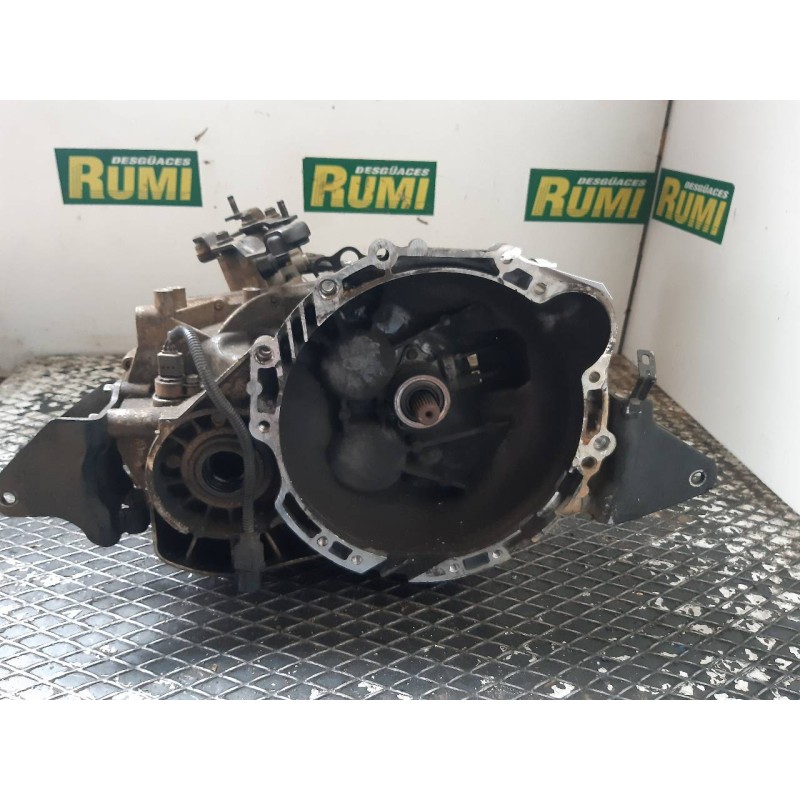 Recambio de caja cambios para kia carens 2.0 crdi ex monovolumen referencia OEM IAM S620JC 000295 6 VELECIDADES