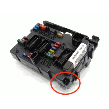 CAJA RELES / FUSIBLES 9650664080 