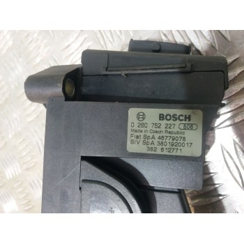 Recambio de potenciometro pedal para fiat stilo multi wagon (192) 1.6 16v referencia OEM IAM 46779078 0280752227 