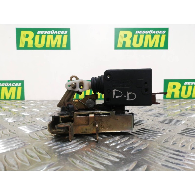 Recambio de cerradura puerta delantera derecha para citroën saxo 1.5 d furio referencia OEM IAM   