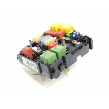 Recambio de caja reles / fusibles para peugeot 2008 (--.2013) gt line referencia OEM IAM 9804848480  