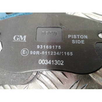 Recambio de pastillas de freno para opel corsa d referencia OEM IAM 93169175  