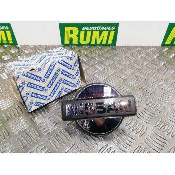 Recambio de molduras traseras para nissan patrol gr (y61) referencia OEM IAM 62891C9600  