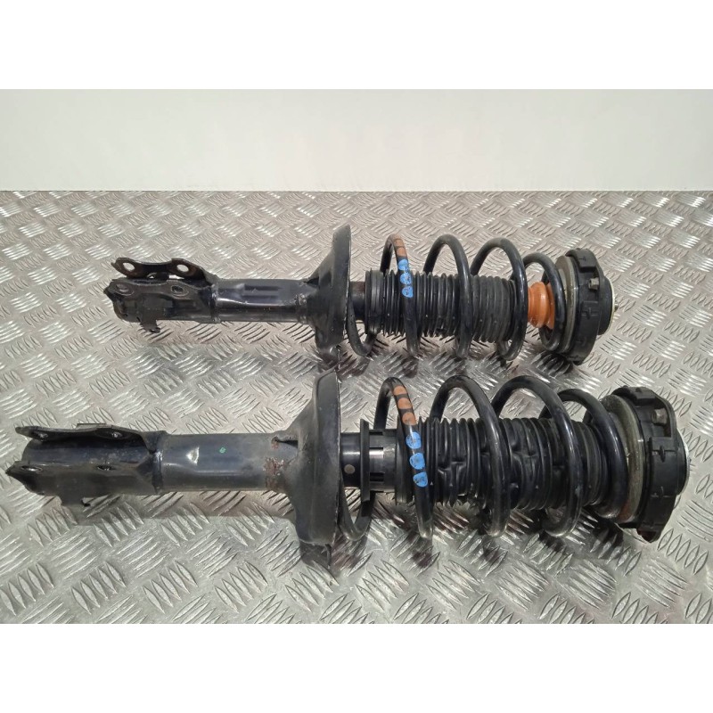 Recambio de juego amortiguadores delantero para volkswagen polo berlina (6n2) trendline referencia OEM IAM 6N0413031N  