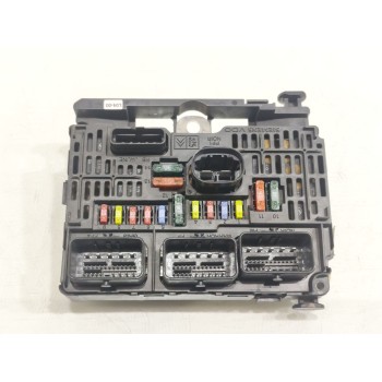 Recambio de caja reles / fusibles para citroën c4 berlina collection referencia OEM IAM 9656086380  