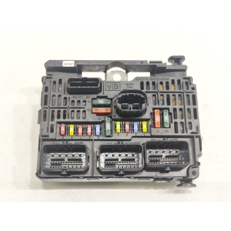 Recambio de caja reles / fusibles para citroën c4 berlina collection referencia OEM IAM 9656086380  