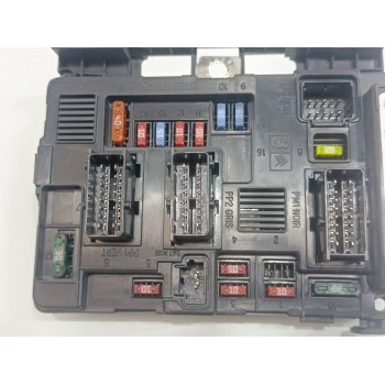 Recambio de caja reles / fusibles para citroën berlingo 1.9 d sx familiar referencia OEM IAM 9650618580  