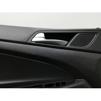 Recambio de guarnecido puerta delantera izquierda para hyundai tucson 1.7 crdi cat referencia OEM IAM 82301D7200 82330D7010 8235