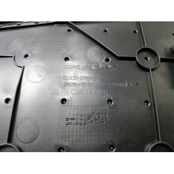 Recambio de guarnecido puerta delantera izquierda para hyundai tucson 1.7 crdi cat referencia OEM IAM 82301D7200 82330D7010 8235