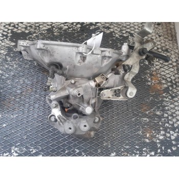 Recambio de caja cambios para opel corsa c club referencia OEM IAM 90400209 0081226 
