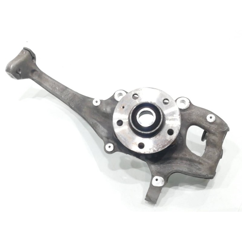 Recambio de mangueta delantera izquierda para audi a4 ber. (b8) básico referencia OEM IAM 8K0407241AB  