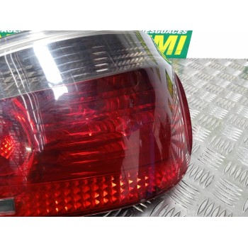 Recambio de piloto trasero derecho para bmw serie 5 berlina (e60) 530d referencia OEM IAM 6910768  6923306 15823803