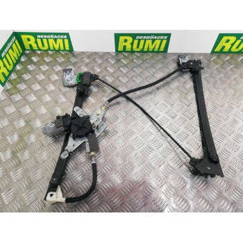 ELEVALUNAS DELANTERO DERECHO 