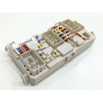 CAJA RELES / FUSIBLES 97RA012108 