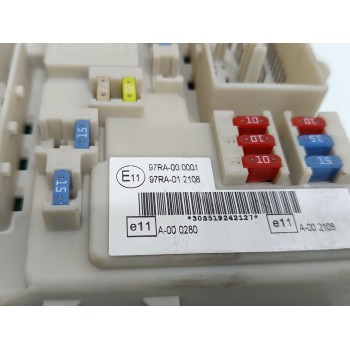 Recambio de caja reles / fusibles para ford focus lim. (cb4) trend referencia OEM IAM 97RA012108  