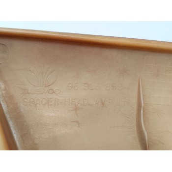 Recambio de molduras delanteras para daewoo matiz cd referencia OEM IAM 96316853  