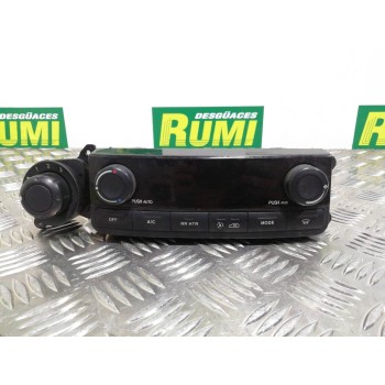 Recambio de mando climatizador para ssangyong rodius xdi referencia OEM IAM 6870021021 051019023 