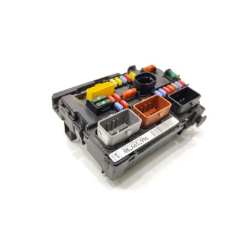 Recambio de caja reles / fusibles para citroën c3 business referencia OEM IAM 9667199780  