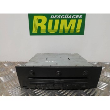 Recambio de sistema audio / radio cd para renault megane ii berlina 5p confort dynamique referencia OEM IAM 8200505120A 82005051