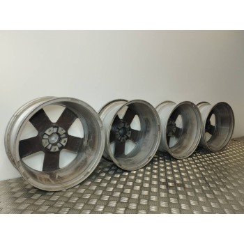 Recambio de juego llantas para peugeot 407 st confort referencia OEM IAM 9661506780 6,5JX16 CH5 44 