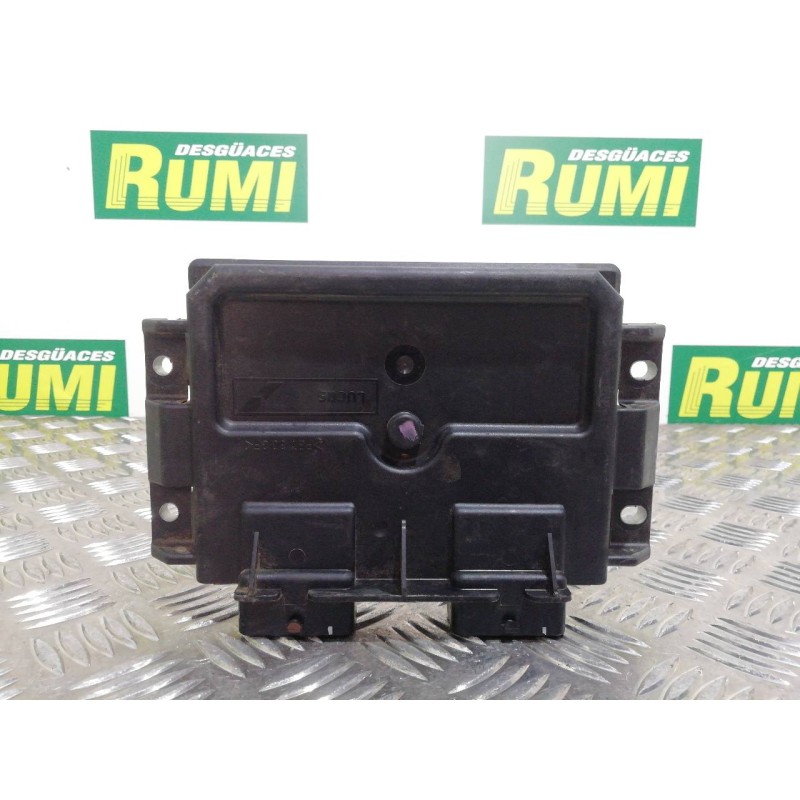 Recambio de centralita motor uce para citroën c15 rd familiale referencia OEM IAM 9650360180 9650359580 R04080024E