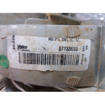 Recambio de piloto delantero izquierdo para peugeot 205 berlina 1.4 mito referencia OEM IAM 67733630  