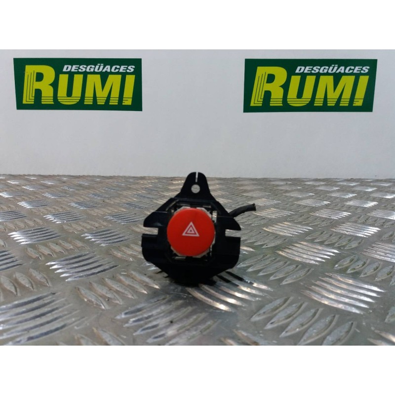 Recambio de warning para seat toledo (5p2) sport-up referencia OEM IAM 5P0863160  