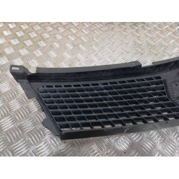 Recambio de rejilla delantera para renault mascott referencia OEM IAM 8200239887  