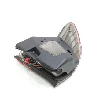 Recambio de piloto trasero derecho para bmw serie 3 berlina (e46) 320d referencia OEM IAM 8383822  