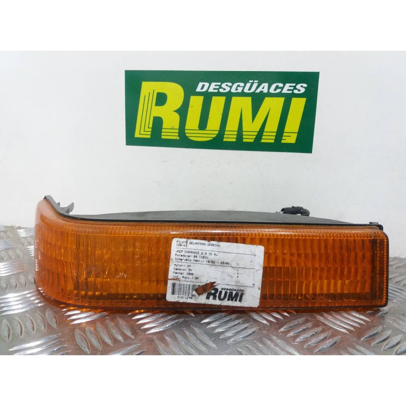 Recambio de piloto delantero derecho para chrysler jeep gr.cherokee (zj)/(z) 2.5 td canyon referencia OEM IAM 56005484  