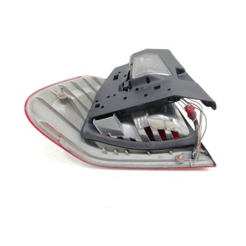 Recambio de piloto trasero derecho para bmw serie 3 berlina (e46) 320d referencia OEM IAM 8383822  