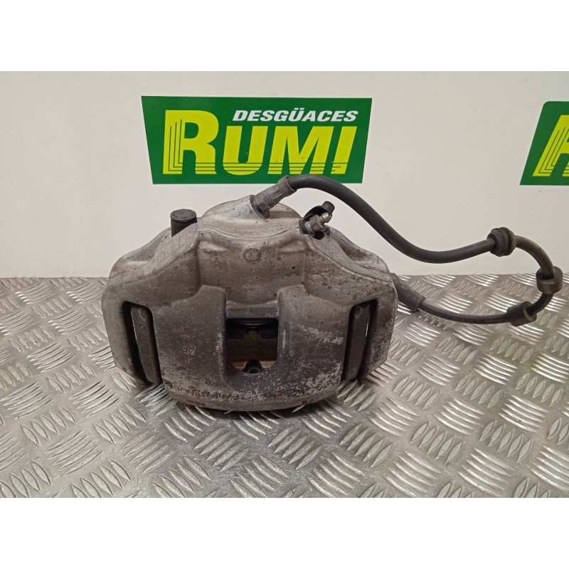 Recambio de pinza de freno delantera derecha para bmw serie 5 berlina (e60) 530d referencia OEM IAM 6030324  