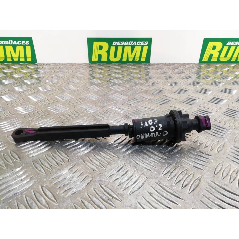 Recambio de bomba embrague para opel vivaro caja abierta (07.2006 =>) plataforma alta referencia OEM IAM 8200508488  