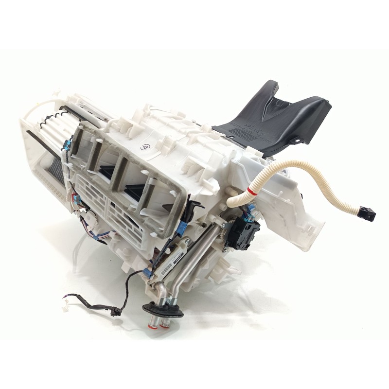 Recambio de calefaccion entera normal para toyota rav 4 advance hybrid referencia OEM IAM 8705042600  