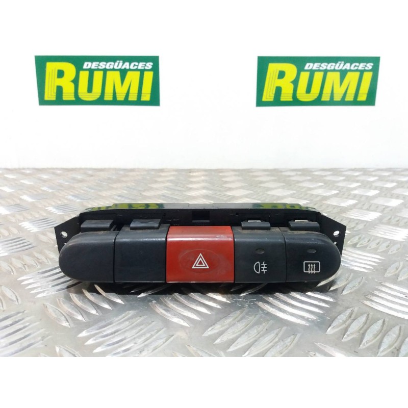 Recambio de warning para hyundai lantra berlina (rd) 1.9 d gls referencia OEM IAM 864W0245  