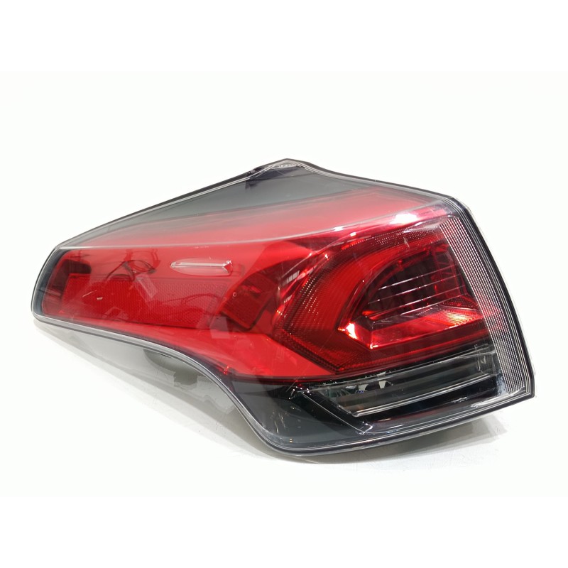 Recambio de piloto trasero izquierdo para toyota rav 4 advance hybrid referencia OEM IAM 8156042201  