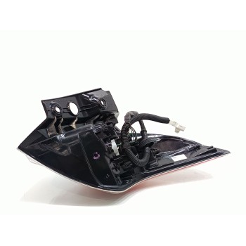 Recambio de piloto trasero izquierdo para toyota rav 4 advance hybrid referencia OEM IAM 8156042201  