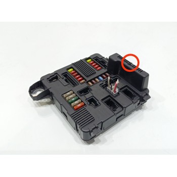 CAJA RELES / FUSIBLES 8200306032C 