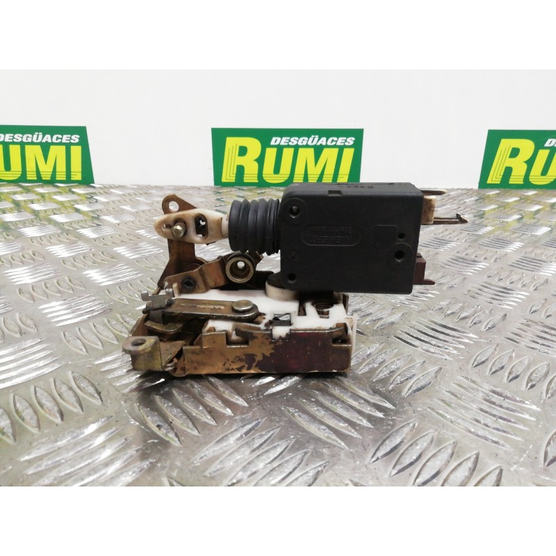 Recambio de cerradura puerta delantera derecha para citroën saxo 1.5 d image referencia OEM IAM   