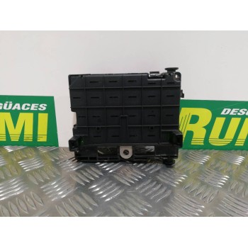 Recambio de caja reles / fusibles para peugeot 206 berlina 1.4 hdi referencia OEM IAM 9650664180 32411297 