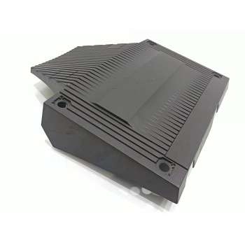 Recambio de tapa motor para opel corsa f e gs referencia OEM IAM 9828879280  