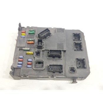 CAJA RELES / FUSIBLES 9652474380 