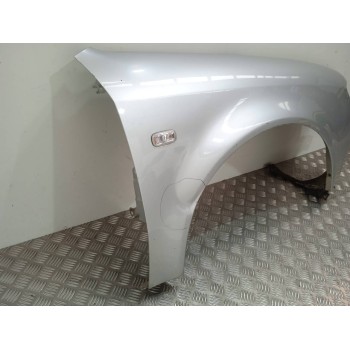 Recambio de aleta delantera derecha para audi a6 berlina (4b2) referencia OEM IAM   